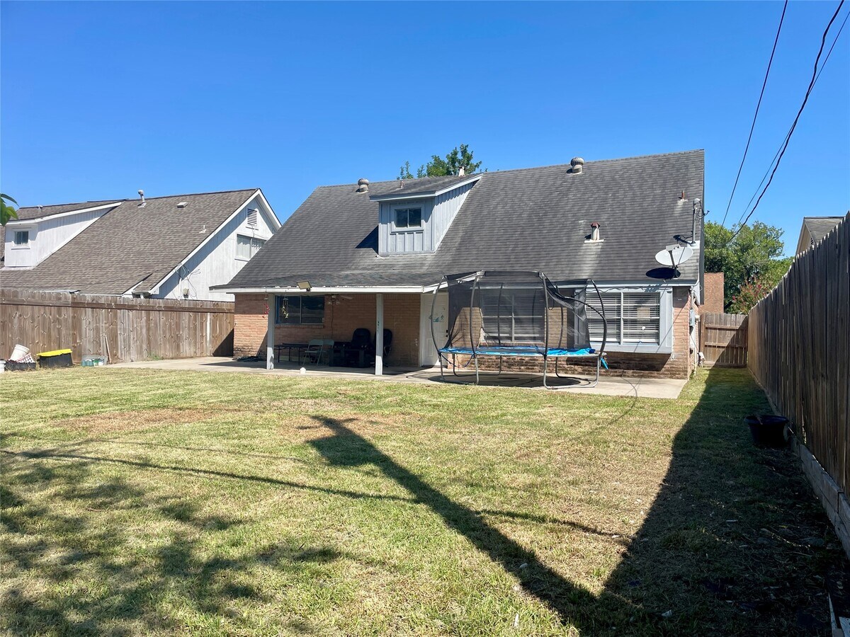 Photo - 11615 Carvel Ln