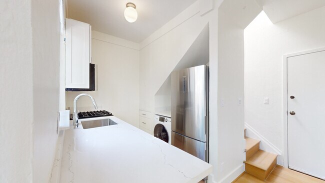 Photo - 509 Greenwich-