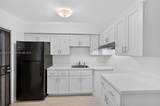 Photo - 1572 NW 2nd St Unit Front