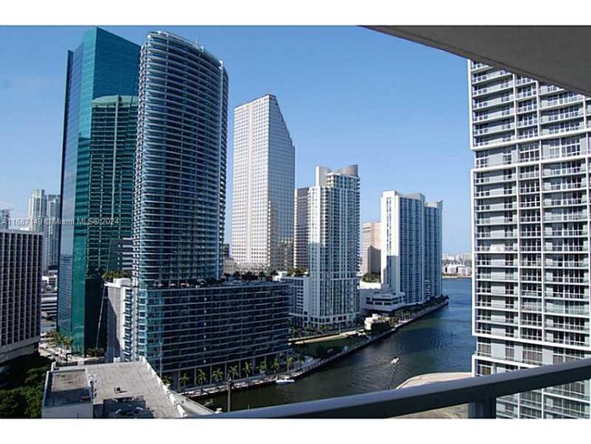 Photo - 500 Brickell Ave Condominio Unidad 2505