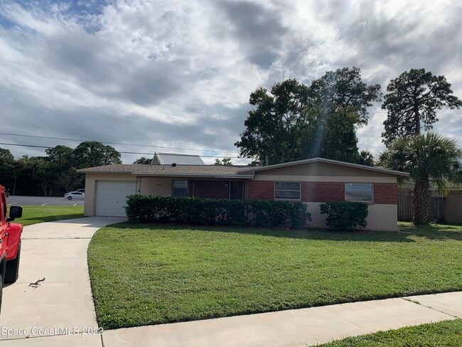 Building Photo - 1003 Coronado Dr