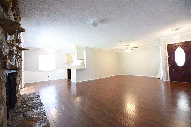 Photo - 8945 Flicker Ln