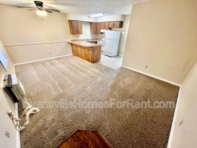 Photo - 10455 Old Hwy 62 E