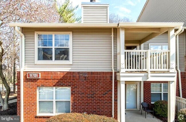 Building Photo - 11701 Olde English Dr Unit 11701D Rental