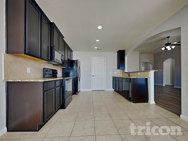 Photo - 27005 Wichita Ct