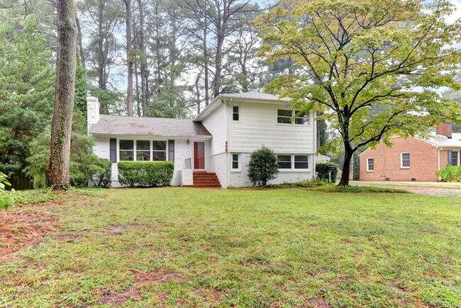Building Photo - Call Eric Thompson at (757) 685-3174 for more information