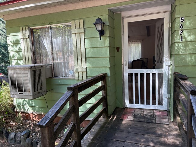 Building Photo - 5631 Canyon Creek Rd Rental