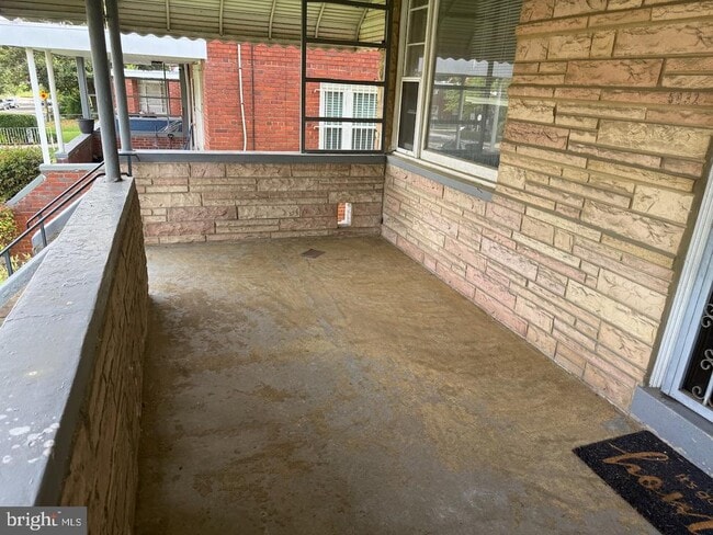 Building Photo - 5032 Sargent Rd NE Rental