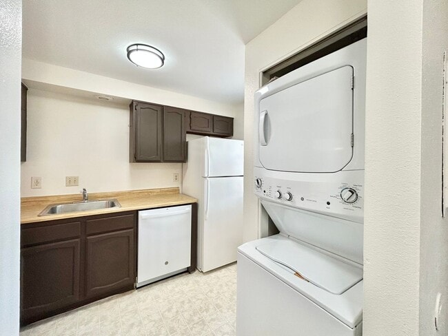 Photo - 15865-15869 SW Misty Ct. Unit 15869