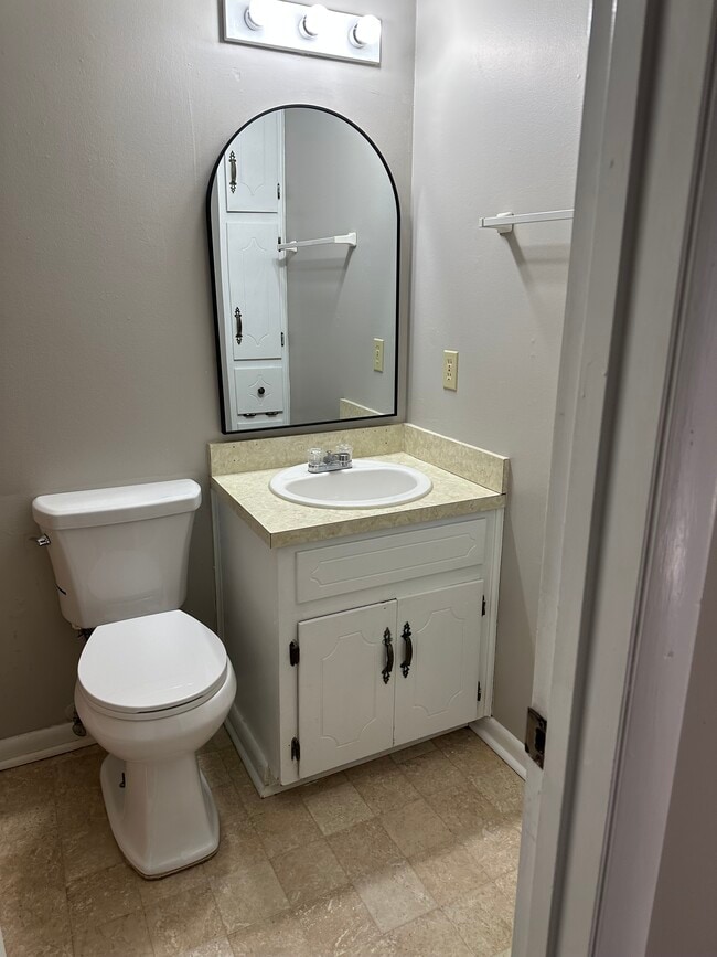 Photo - 2211 Shannondoah Dr