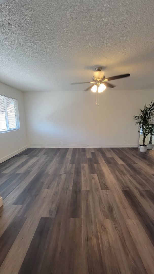 Photo - 2904 Marlin Ave Unidad 2p2904-C