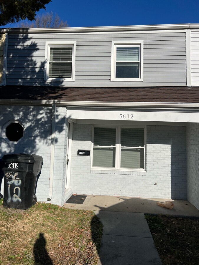 Photo - 5612 Dodington Ct