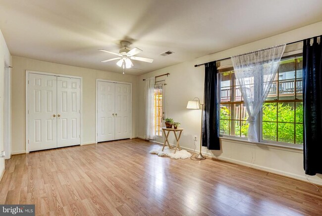 Photo - 5518 Sully Lake Dr