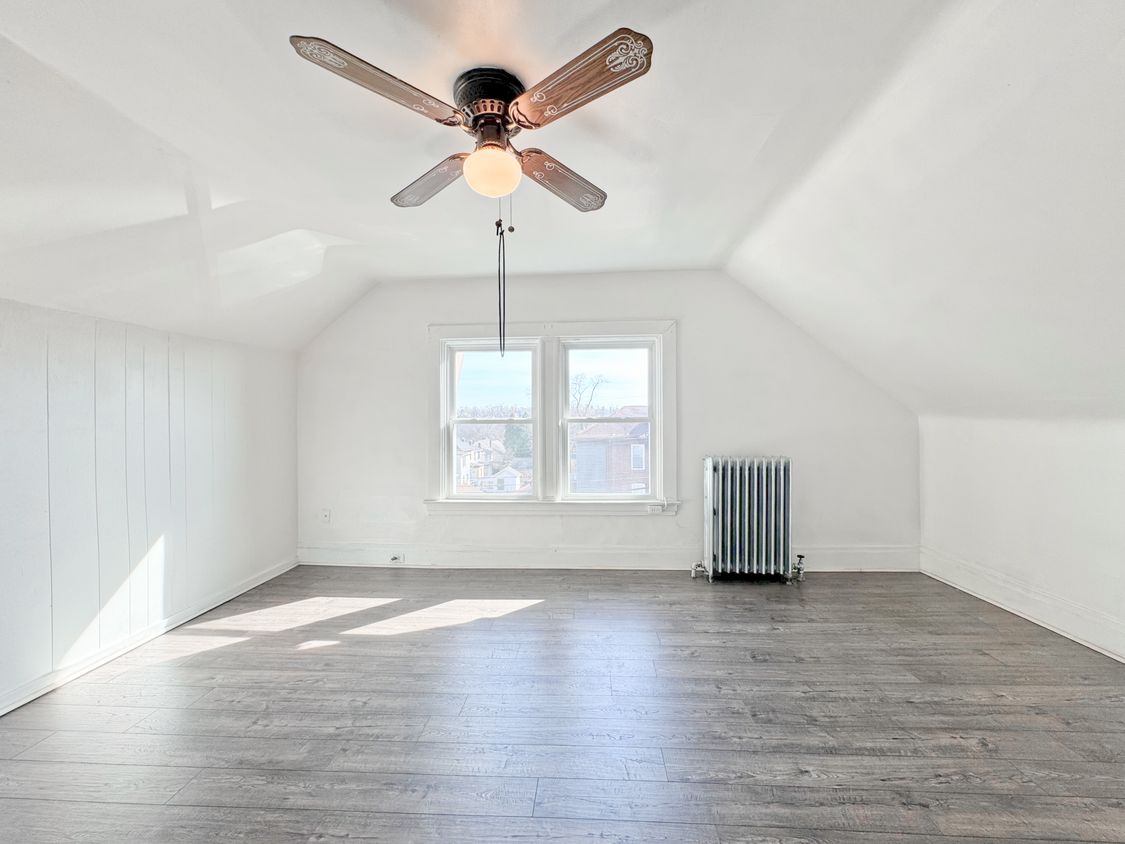 Photo - 5851 Nicholson St (Pittsburgh, PA)