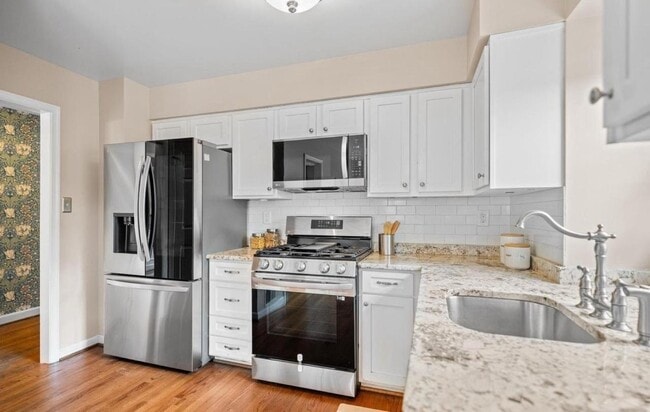 Photo - 3006 Federal Hill Dr