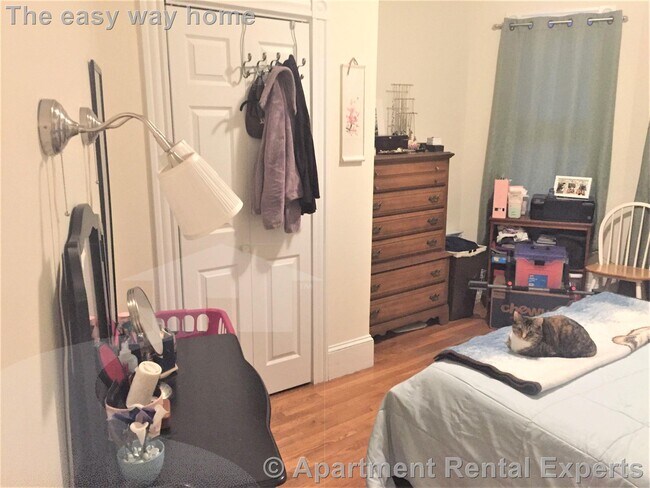 Photo - 30 Prichard Ave Unidad #2