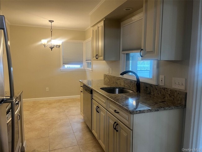 Photo - 3616 Jerusalem Ave