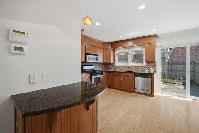 Photo - 1155 Dickinson St Unit 1155