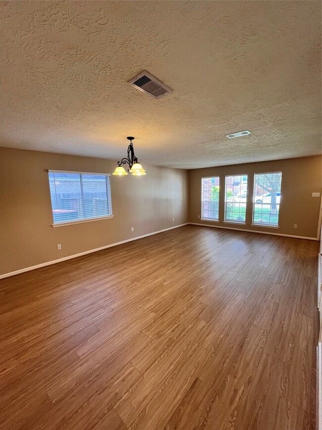 Photo - 16118 Cypress Valley Dr