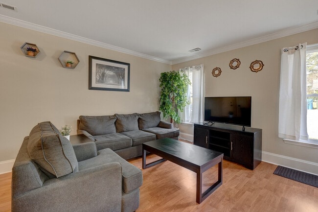 Photo - 2225 Summit St Unidad ID1388438P