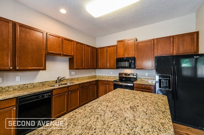 Photo - 6332 Trimpe Ln