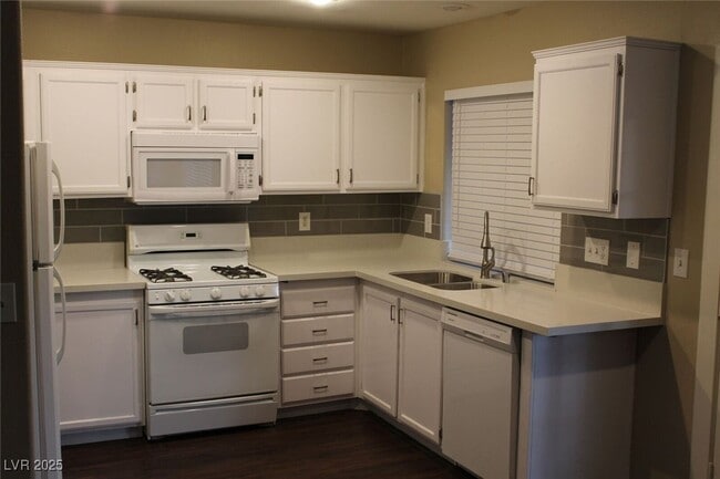 Photo - 4808 Lupita Ct