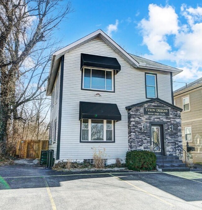 Photo - 7012 Plainfield Rd Unit Studio 1- Ground