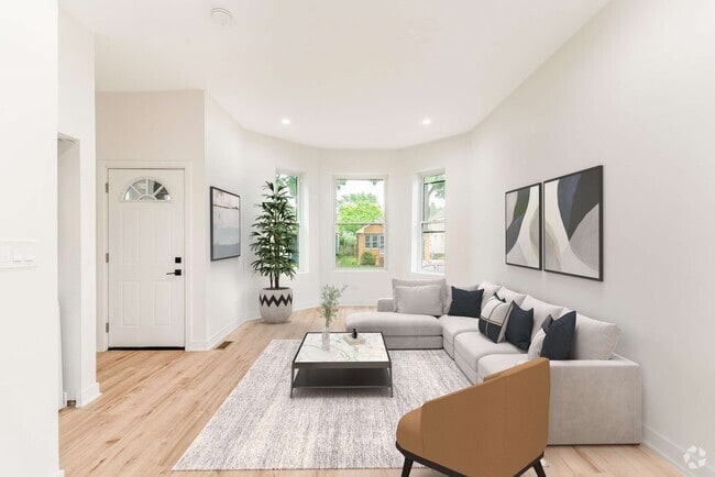 Building Photo - 1029 Marengo Ave Unit #1 Rental