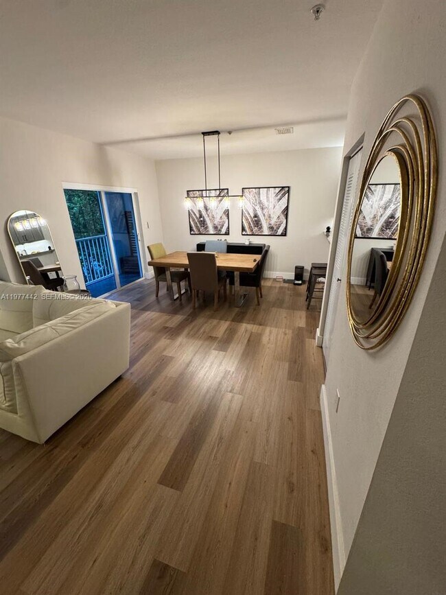 Photo - 8960 NW 97th Ave Unit 212