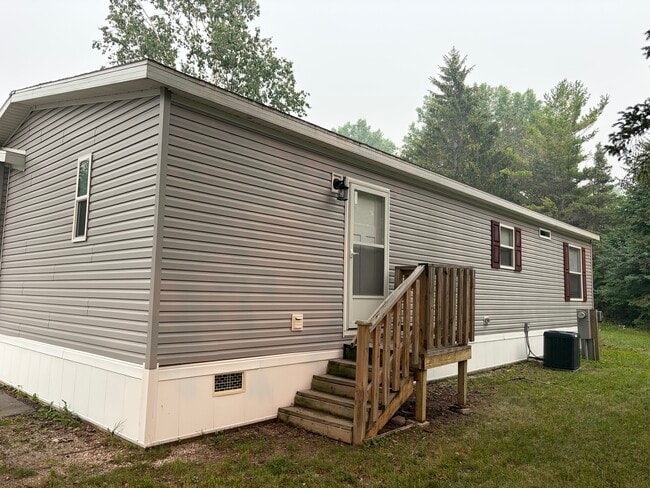 Photo - 1539 Huron Ct