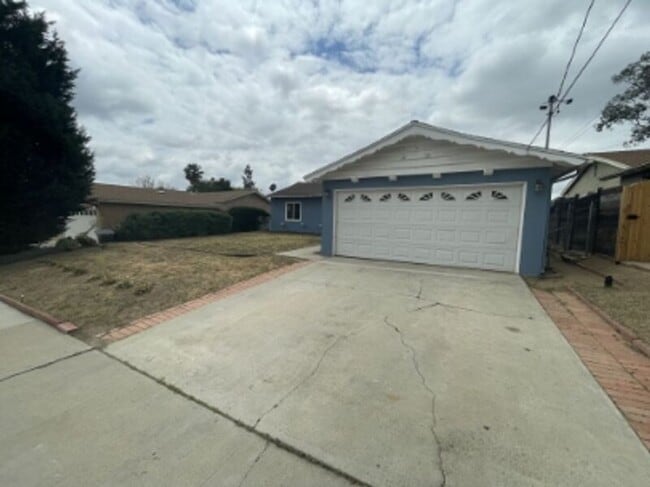 Photo - 1349 Taft St