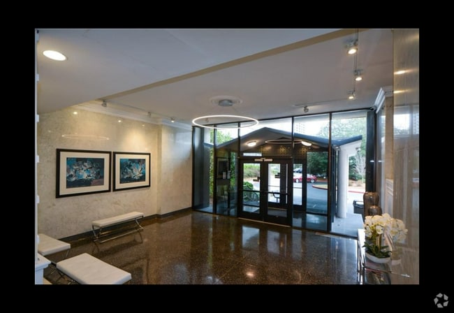 Building Photo - 3060 Pharr Court North NW Unit 803 Rental