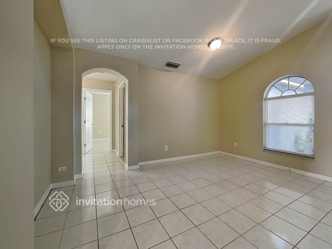 Photo - 717 Sand Ridge Dr