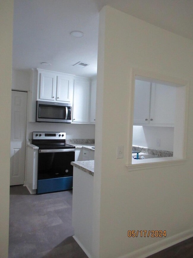 Photo - 251 Rast St