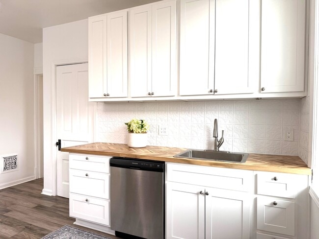 Photo - 3452 Alberta St Unit 54A