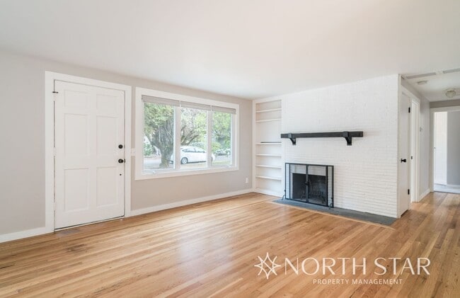 Photo - Charming Cottage in Lake Oswego