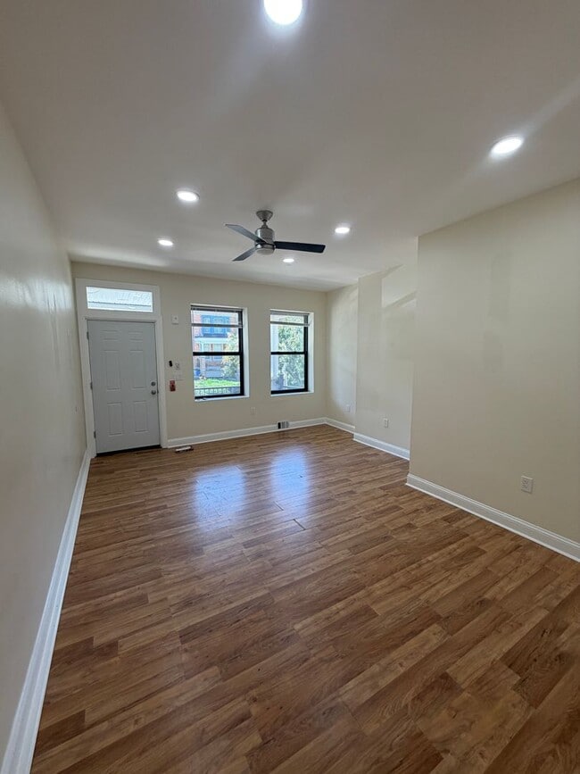 Photo - 451 W Bringhurst St Unit 1