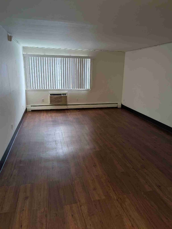 Photo - 1130 W Juneau Ave Apartment
