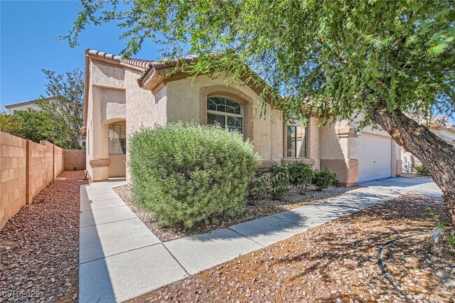 Photo - 7515 Splashing Rock Dr