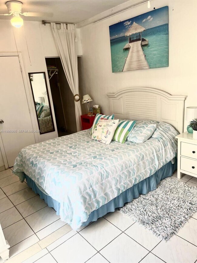 Photo - 3775 NW 13th St Unit 0