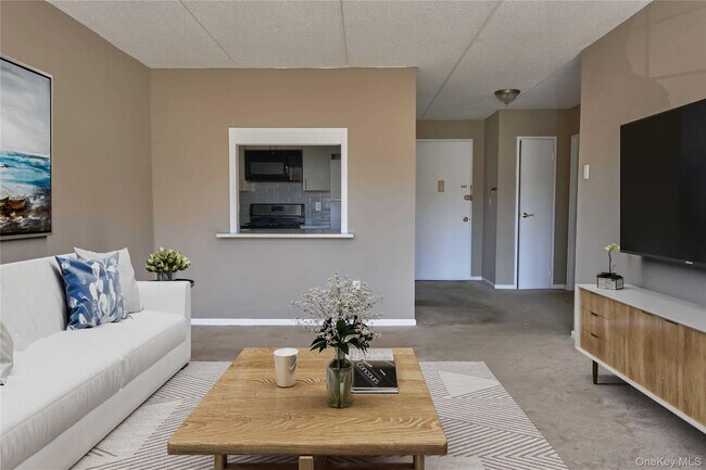 Photo - 2 Consulate Dr Unit 1J