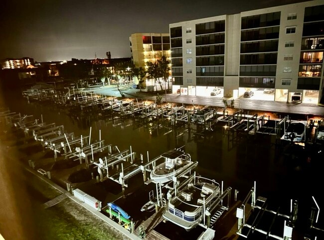 Photo - 4531 Bay Beach Ln Condo Unit 336