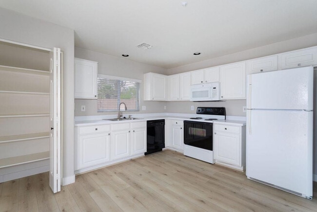 Photo - 7650 E Williams Dr