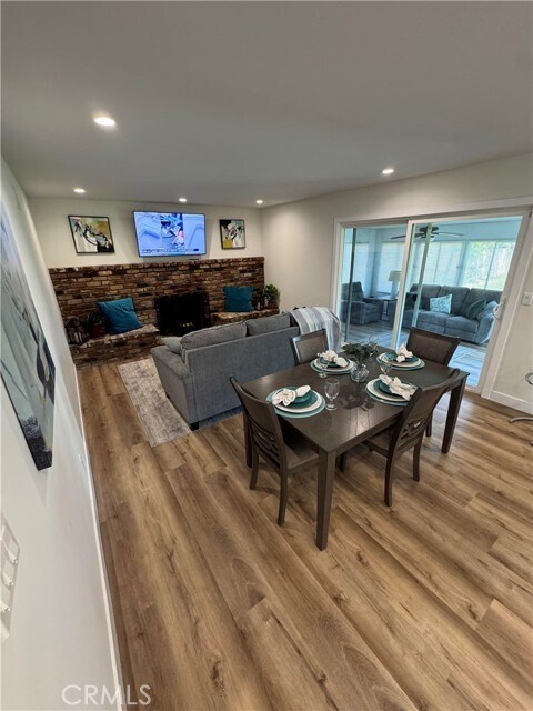 Photo - 1543 W 124th St