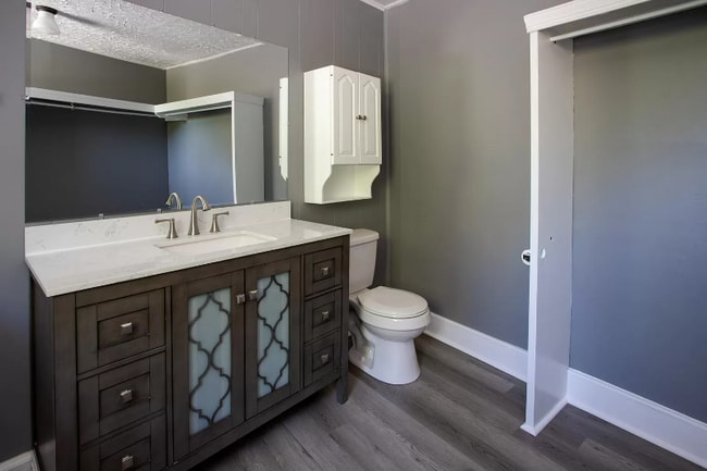 Photo - 3581 Robert C Byrd Dr Unidad 1