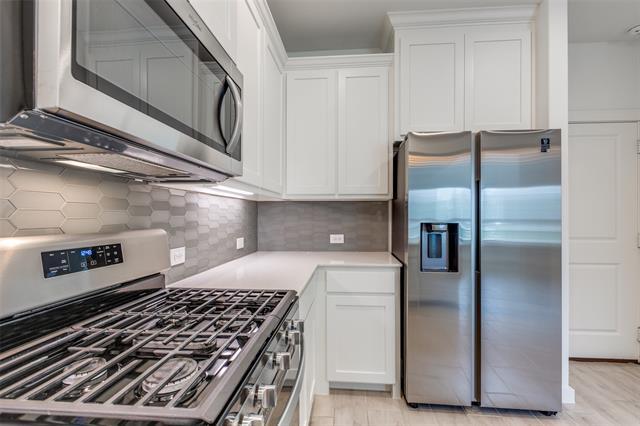 Photo - 3925 Cresthill Dr