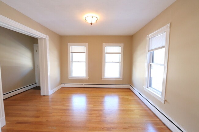 Photo - 72 N Whittlesey Ave Unit 1