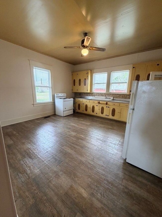 Photo - 100 Piedmont Ave Unit 100 Piedmont