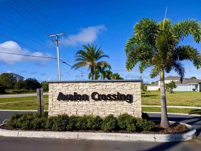 Photo - 604 Lychee Ln