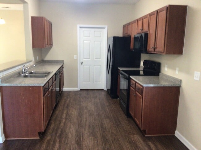 Photo - 121 Caribbean Village Dr